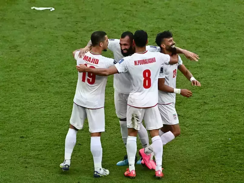 ഖത്തര്‍ പുറത്തേക്ക്; പ്രതീക്ഷ നിലനിര്‍ത്തി സെനഗല്‍ തിരിച്ചുവരവ്