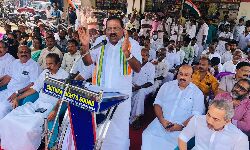 മയക്കുമരുന്നുമാഫിയ-സിപിഎം കൂട്ടുകെട്ടിനെതിരേ തലശേരിയിൽ ഡിസിസിയുടെ ജനകീയ കൂട്ടായ്മ