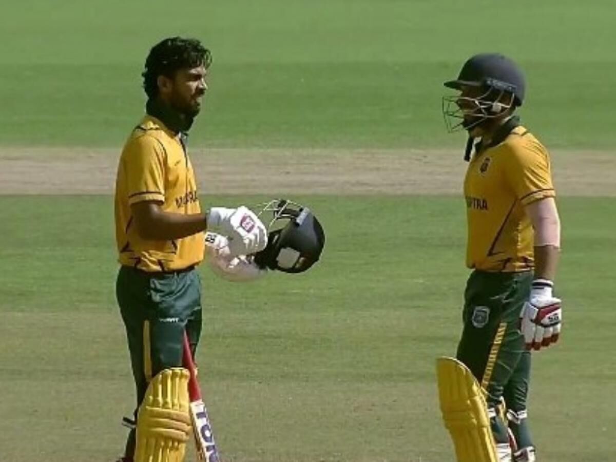 ഒരോവറില് ഏഴ് സിക്സ്; ഋതുരാജ് ഗെയ്ക്ക്വാദിന് ലോക റെക്കോഡ് ഒരോവറില് ഏഴ് സിക്സ്; ഋതുരാജ് ഗെയ്ക്ക്വാദിന് ലോക റെക്കോഡ്