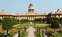 രാഷ്ട്രപതി ഭവന് ഇനി പൊതുജനങ്ങള്ക്ക് സന്ദര്ശിക്കാം; ദിവസം, സമയം, ടിക്കറ്റ് നിരക്ക് അറിയാം രാഷ്ട്രപതി ഭവന് ഇനി പൊതുജനങ്ങള്ക്ക് സന്ദര്ശിക്കാം; ദിവസം, സമയം, ടിക്കറ്റ് നിരക്ക് അറിയാം