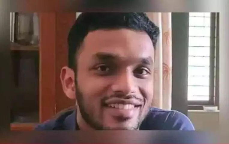 കളി കണ്ടു മടങ്ങവെ ട്രെയിനില്‍ നിന്ന് വീണ് വിദ്യാര്‍ത്ഥി മരണപ്പെട്ടു