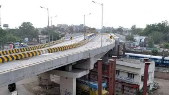 ഗുരുവായൂർ റെയിൽവെ മേൽപ്പാലം: പില്ലർ നിർമ്മാണ തടസങ്ങൾ നീങ്ങി ഗുരുവായൂർ റെയിൽവെ മേൽപ്പാലം: പില്ലർ നിർമ്മാണ തടസങ്ങൾ നീങ്ങി