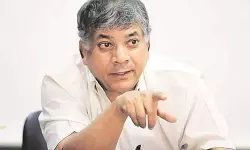 കോണ്‍ഗ്രസ് നേതാക്കള്‍ക്ക് ബിജെപിയെ ഭയം; ആരോപണവുമായി പ്രകാശ് അംബേദ്കര്‍