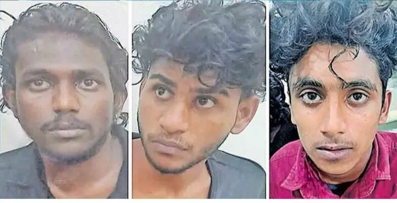 വർക് ഷോപ്പുകളിൽ നിന്ന് കാർ മോഷണം: സംഘത്തെ പിന്തുടർന്ന് പിടികൂടി വർക് ഷോപ്പുകളിൽ നിന്ന് കാർ മോഷണം: സംഘത്തെ പിന്തുടർന്ന് പിടികൂടി