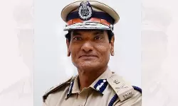 പുതുവർഷാഘോഷം: ലഹരി ഉപയോഗം തടയാൻ സംസ്ഥാനത്ത് സ്പെഷൽ ഡ്രൈവ് ഉണ്ടാകുമെന്ന് പോലിസ് മേധാവി പുതുവർഷാഘോഷം: ലഹരി ഉപയോഗം തടയാൻ സംസ്ഥാനത്ത് സ്പെഷൽ ഡ്രൈവ് ഉണ്ടാകുമെന്ന് പോലിസ് മേധാവി