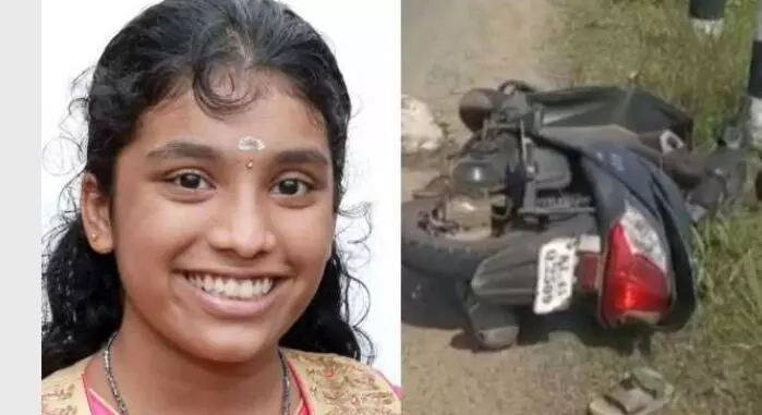 പിതാവിനൊപ്പം ബൈക്കിൽ സഞ്ചരിക്കവേ അപകടത്തിൽ പെട്ട് വിദ്യാർത്ഥിനി മരിച്ചു പിതാവിനൊപ്പം ബൈക്കിൽ സഞ്ചരിക്കവേ അപകടത്തിൽ പെട്ട് വിദ്യാർത്ഥിനി മരിച്ചു