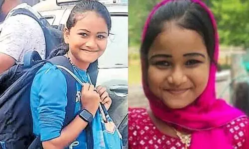 സൈക്കിള് പോളോ താരം നിദാ ഫാത്തിമയുടെ മൃതദേഹം ബന്ധുക്കള് ഏറ്റുവാങ്ങി സൈക്കിള് പോളോ താരം നിദാ ഫാത്തിമയുടെ മൃതദേഹം ബന്ധുക്കള് ഏറ്റുവാങ്ങി
