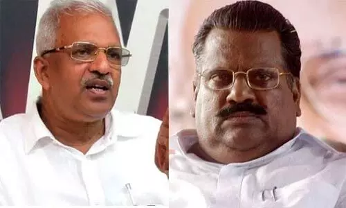 ആന്തൂരിലെ ആയുര്വേദ റിസോര്ട്ടിന്റെ മറവില് സാമ്പത്തിക തിരിമറി; ഇ പി ജയരാജനെതിരേ ആരോപണവുമായി പി ജയരാജന് ആന്തൂരിലെ ആയുര്വേദ റിസോര്ട്ടിന്റെ മറവില് സാമ്പത്തിക തിരിമറി; ഇ പി ജയരാജനെതിരേ ആരോപണവുമായി പി ജയരാജന്