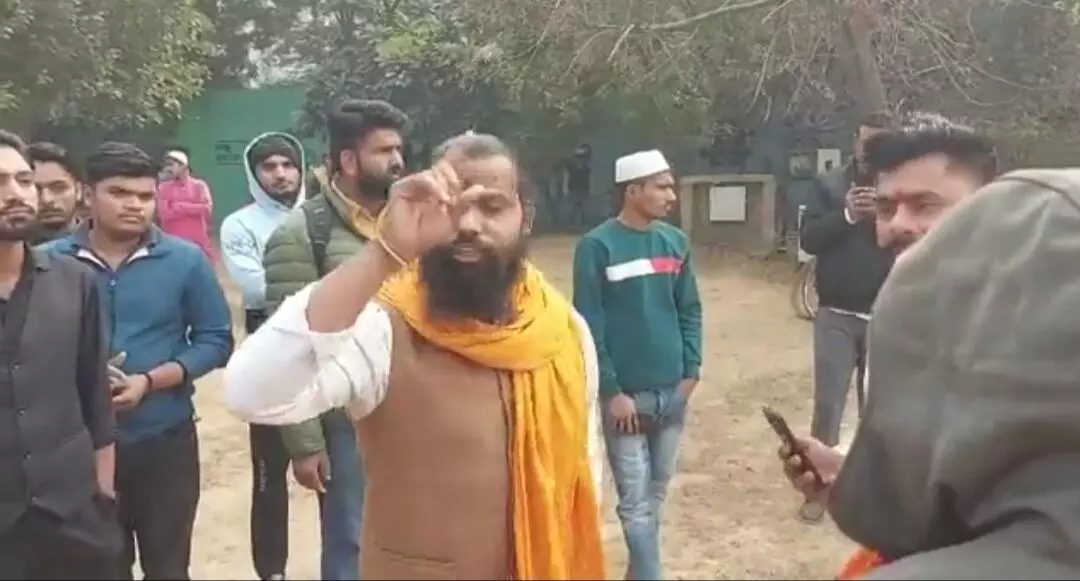 ഗുരുഗ്രാമില് വീണ്ടും ജുമുഅ നമസ്കാരം തടഞ്ഞ് ബജ്റങ്ദള് ഗുരുഗ്രാമില് വീണ്ടും ജുമുഅ നമസ്കാരം തടഞ്ഞ് ബജ്റങ്ദള്