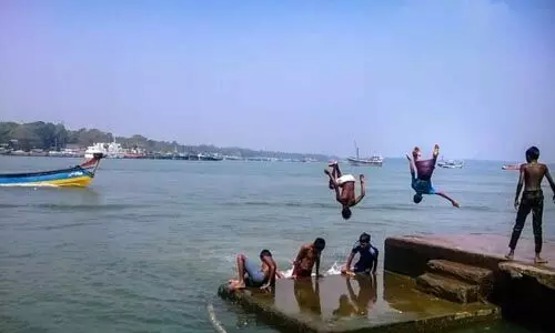 ചാലിയം ബീച്ചിന് അനന്തസാധ്യതകള്: 10 കോടിയുടെ പദ്ധതികള് പ്രഖ്യാപിച്ചു ചാലിയം ബീച്ചിന് അനന്തസാധ്യതകള്: 10 കോടിയുടെ പദ്ധതികള് പ്രഖ്യാപിച്ചു