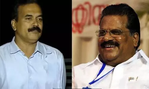 വിവാദ റിസോര്ട്ടില് ഇ പി ജയരാജന് പങ്കില്ല, ഭാര്യയ്ക്ക് ആയിരം ഓഹരി മാത്രം; വിശദീകരണവുമായി സിഇഒ വിവാദ റിസോര്ട്ടില് ഇ പി ജയരാജന് പങ്കില്ല, ഭാര്യയ്ക്ക് ആയിരം ഓഹരി മാത്രം; വിശദീകരണവുമായി സിഇഒ