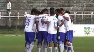 സന്തോഷ് ട്രോഫി; ചാംപ്യന്മാര് വന് ജയത്തോടെ തുടങ്ങി സന്തോഷ് ട്രോഫി; ചാംപ്യന്മാര് വന് ജയത്തോടെ തുടങ്ങി