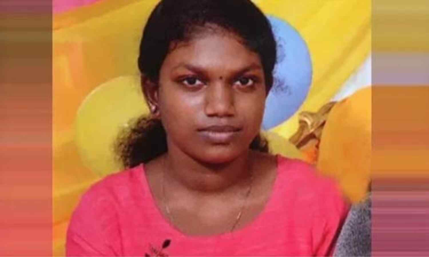വര്ക്കലയില് പെണ്കുട്ടിയെ കഴുത്തറുത്ത് കൊന്നു; ആണ്സുഹൃത്ത് പിടിയില് വര്ക്കലയില് പെണ്കുട്ടിയെ കഴുത്തറുത്ത് കൊന്നു; ആണ്സുഹൃത്ത് പിടിയില്