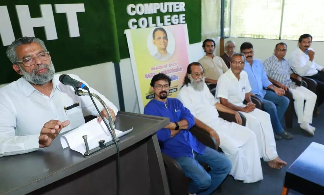 അക്ബറലി മമ്പാടിനെ അനുസ്മരിച്ചു അക്ബറലി മമ്പാടിനെ അനുസ്മരിച്ചു