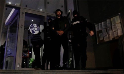 മനുഷ്യക്കടത്ത് കേസ്: ആന്‍ഡ്രൂ ടേറ്റിനെ 30 ദിവസത്തെ കസ്റ്റഡിയില്‍ വിട്ടു