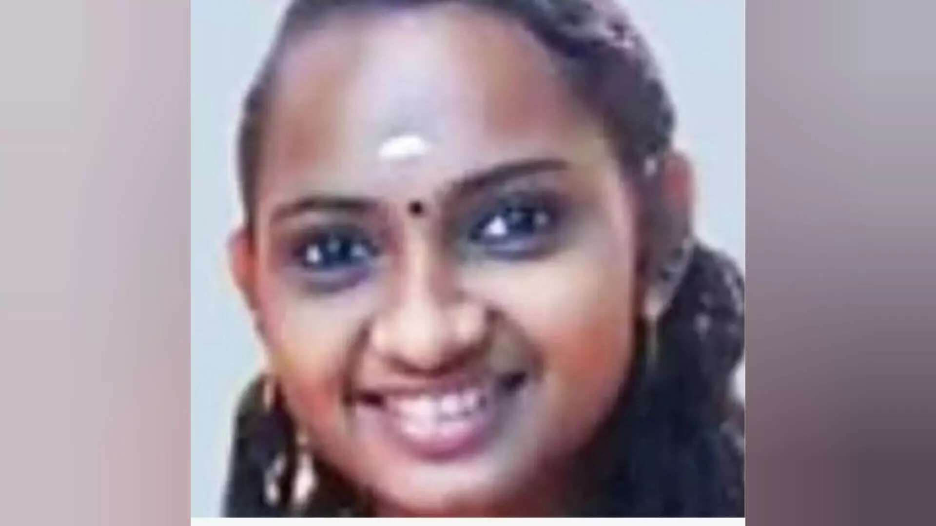 ഗർഭിണിയായ 23കാരി മരിച്ച നിലയിൽ ഗർഭിണിയായ 23കാരി മരിച്ച നിലയിൽ