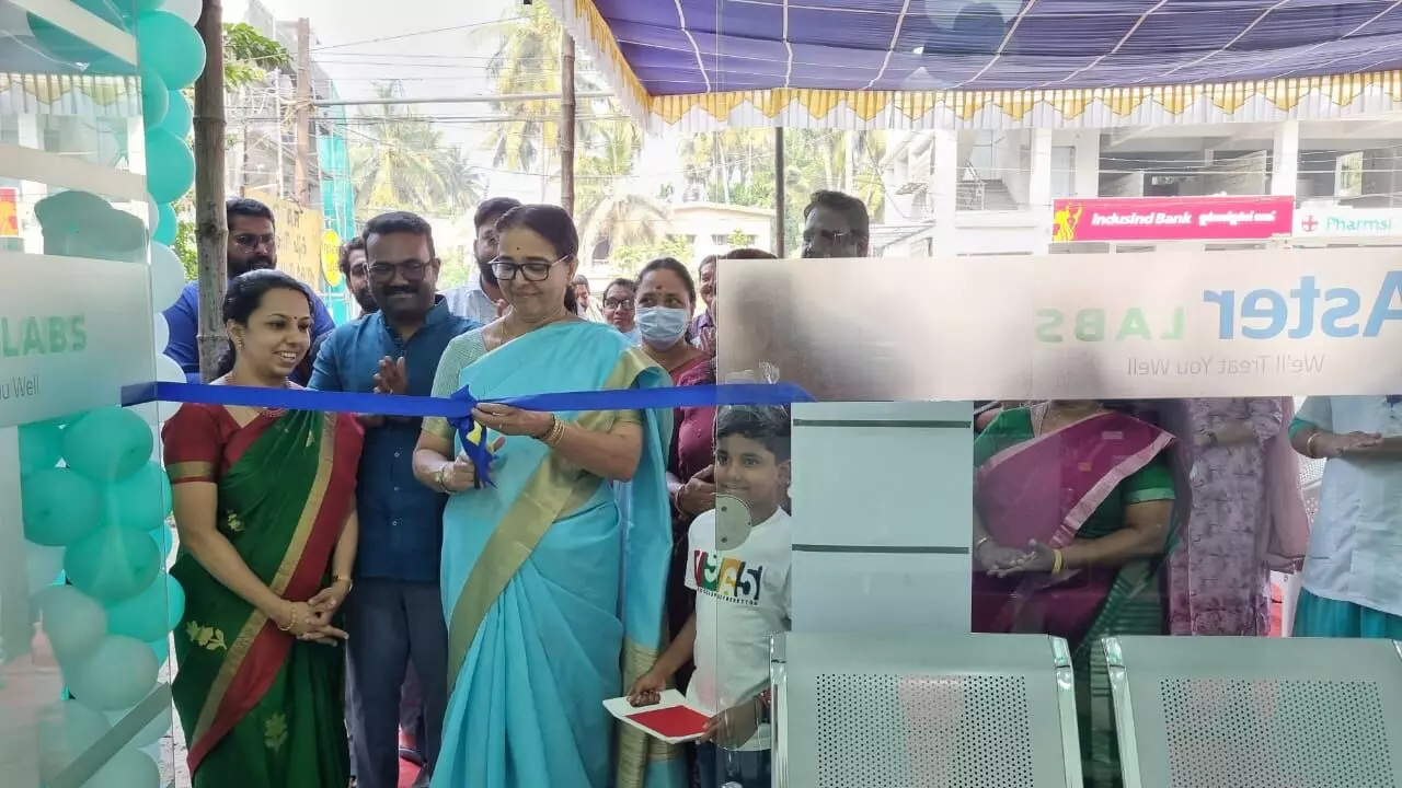 ആസ്റ്റര് ലാബ്സ് മാങ്കാവിലും പ്രവര്ത്തനം ആരംഭിച്ചു ആസ്റ്റര് ലാബ്സ് മാങ്കാവിലും പ്രവര്ത്തനം ആരംഭിച്ചു