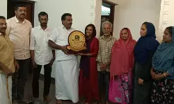 ഡോ.ആഷ്മിയെ എസ് ഡി പി ഐ ആദരിച്ചു ഡോ.ആഷ്മിയെ എസ് ഡി പി ഐ ആദരിച്ചു