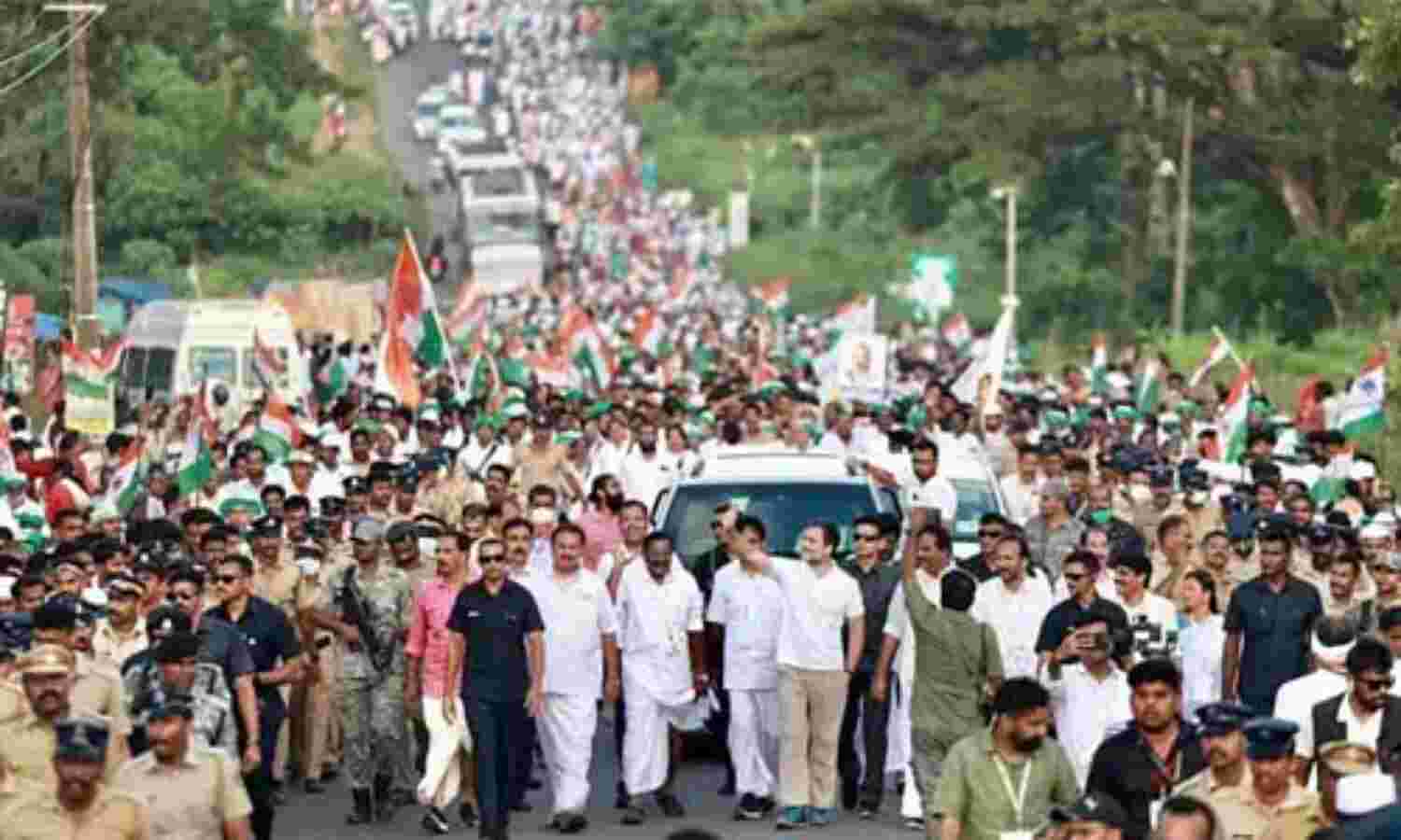 മണിപ്പൂരിലെ അക്രമം; രാഹുല് ഗാന്ധിയുടെ യാത്രയ്ക്ക് സര്ക്കാര് അനുമതി നല്കിയില്ല മണിപ്പൂരിലെ അക്രമം; രാഹുല് ഗാന്ധിയുടെ യാത്രയ്ക്ക് സര്ക്കാര് അനുമതി നല്കിയില്ല