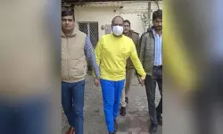 ഡല്ഹിയിലെ പഞ്ചനക്ഷത്രഹോട്ടലില് നിന്ന് 23 ലക്ഷത്തിന്റെ ബില്ലടയ്ക്കാതെ മുങ്ങി; പ്രതി കര്ണാടകയില് പിടിയില് ഡല്ഹിയിലെ പഞ്ചനക്ഷത്രഹോട്ടലില് നിന്ന് 23 ലക്ഷത്തിന്റെ ബില്ലടയ്ക്കാതെ മുങ്ങി; പ്രതി കര്ണാടകയില് പിടിയില്