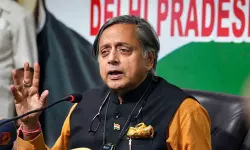 മോദിക്കെതിരായ ബിബിസി ഡോക്യുമെന്ററി രാജ്യത്തിന്റെ പരമാധികാരത്തെ ബാധിക്കില്ല: ശശി തരൂര് എംപി മോദിക്കെതിരായ ബിബിസി ഡോക്യുമെന്ററി രാജ്യത്തിന്റെ പരമാധികാരത്തെ ബാധിക്കില്ല: ശശി തരൂര് എംപി