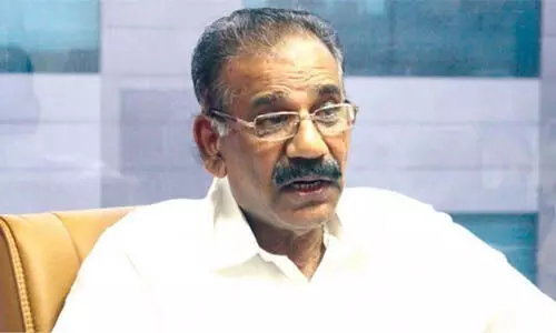സഹായം തേടി ആര് വിളിച്ചാലും ഫോണ് എടുക്കണം; ഉദ്യോഗസ്ഥര്ക്ക് വനം മന്ത്രി എ കെ ശശീന്ദ്രന്റെ കര്ശന നിര്ദേശം സഹായം തേടി ആര് വിളിച്ചാലും ഫോണ് എടുക്കണം; ഉദ്യോഗസ്ഥര്ക്ക് വനം മന്ത്രി എ കെ ശശീന്ദ്രന്റെ കര്ശന നിര്ദേശം