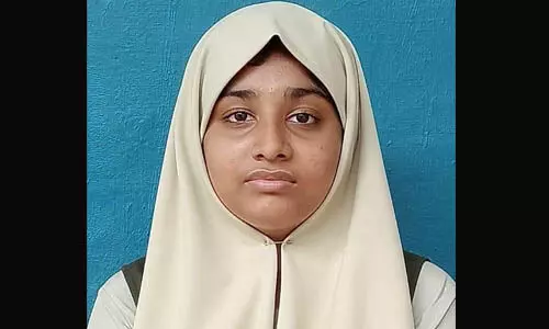 കണ്ണൂര് സ്വദേശിയായ 13കാരി ഹൃദയാഘാതത്തെത്തുടര്ന്ന് തമിഴ്നാട്ടില് മരിച്ചു കണ്ണൂര് സ്വദേശിയായ 13കാരി ഹൃദയാഘാതത്തെത്തുടര്ന്ന് തമിഴ്നാട്ടില് മരിച്ചു