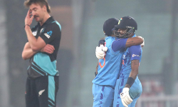 ആറ് വിക്കറ്റ് ജയം; കിവികള്‍ക്കെതിരായ പരമ്പരയില്‍ ഒപ്പത്തിനൊപ്പമെത്തി ഇന്ത്യ