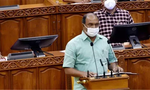 ബജറ്റിന്മേലുള്ള പൊതുചര്ച്ച ഇന്ന് മുതല്; ഇന്ധന നികുതിക്കെതിരേ പ്രതിഷേധം കടുപ്പിക്കാനൊരുങ്ങി പ്രതിപക്ഷം ബജറ്റിന്മേലുള്ള പൊതുചര്ച്ച ഇന്ന് മുതല്; ഇന്ധന നികുതിക്കെതിരേ പ്രതിഷേധം കടുപ്പിക്കാനൊരുങ്ങി പ്രതിപക്ഷം