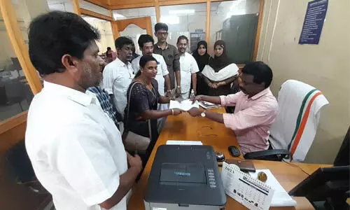 പാറത്തോട് പഞ്ചായത്തിലെ ഒമ്പതാം വാര്ഡില് എസ് ഡിപിഐ സ്ഥാനാര്ഥി നാമനിര്ദേശ പത്രിക സമര്പ്പിച്ചു പാറത്തോട് പഞ്ചായത്തിലെ ഒമ്പതാം വാര്ഡില് എസ് ഡിപിഐ സ്ഥാനാര്ഥി നാമനിര്ദേശ പത്രിക സമര്പ്പിച്ചു