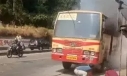 เดเดเดฟเดเตเดเตเดฃเตเดเดฟเดฐเตเดจเตเดจ เดเตเดเดธเตเดเดฐเตโเดเดฟเดธเดฟ เดฌเดธเตเดธเดฟเดจเต เดคเตเดชเตเดชเดฟเดเดฟเดเตเดเต เดเดเดฟเดเตเดเตเดฃเตเดเดฟเดฐเตเดจเตเดจ เดเตเดเดธเตเดเดฐเตโเดเดฟเดธเดฟ เดฌเดธเตเดธเดฟเดจเต เดคเตเดชเตเดชเดฟเดเดฟเดเตเดเต