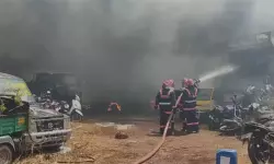 കണ്ണൂരില്‍ പോലിസ് ഡംബിങ് യാര്‍ഡില്‍ വന്‍ തീപ്പിടിത്തം; നിരവധി വാഹനങ്ങള്‍ കത്തിനശിച്ചു