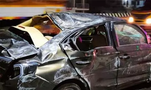 തൃശൂരില് കാര് നിയന്ത്രണംവിട്ട് മറിഞ്ഞ് യുവാവ് മരിച്ചു; അഞ്ചുപേര്ക്ക് പരിക്ക് തൃശൂരില് കാര് നിയന്ത്രണംവിട്ട് മറിഞ്ഞ് യുവാവ് മരിച്ചു; അഞ്ചുപേര്ക്ക് പരിക്ക്