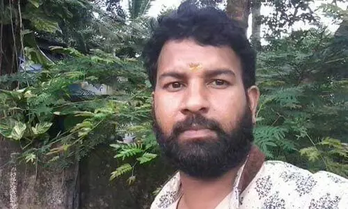 ചാലിയത്ത് സ്‌കൂട്ടറും ടാങ്കര്‍ ലോറിയും കൂട്ടിയിടിച്ച് സ്‌കൂട്ടര്‍ യാത്രികനായ ചെട്ടിപ്പടി സ്വദേശി മരിച്ചു