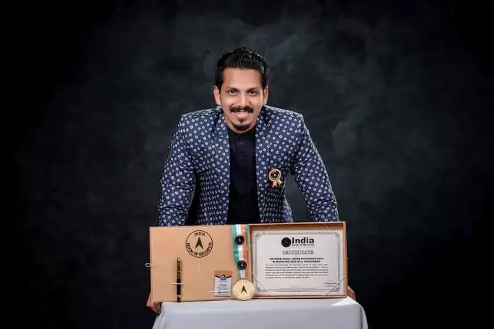 താഹിര് അലി ഇന്ത്യന് ബുക്ക് ഓഫ് റെക്കോര്ഡില് ഇടംപിടിച്ചു താഹിര് അലി ഇന്ത്യന് ബുക്ക് ഓഫ് റെക്കോര്ഡില് ഇടംപിടിച്ചു