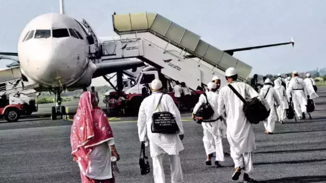 ഇന്ത്യയില് നിന്നുള്ള ഹജ്ജ് വിമാന സര്വീസുകള് മെയ് 21 ന് ആരംഭിക്കും; ഹജ്ജിന് അപേക്ഷിക്കാനുള്ള സമയപരിധി നാളെ അവസാനിക്കും ഇന്ത്യയില് നിന്നുള്ള ഹജ്ജ് വിമാന സര്വീസുകള് മെയ് 21 ന് ആരംഭിക്കും; ഹജ്ജിന് അപേക്ഷിക്കാനുള്ള സമയപരിധി നാളെ അവസാനിക്കും