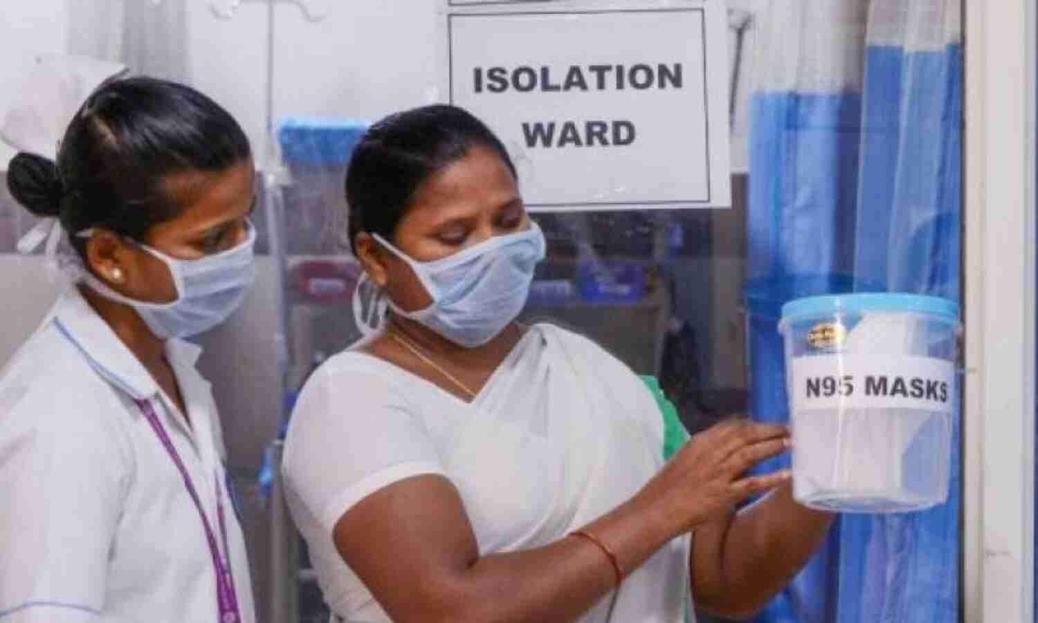 കൊവിഡ് കേസുകളില് വര്ധനവ്; ആശുപത്രിയിലെത്തുന്നവര്ക്ക് മാസ്ക് നിര്ബന്ധമാക്കി കൊവിഡ് കേസുകളില് വര്ധനവ്; ആശുപത്രിയിലെത്തുന്നവര്ക്ക് മാസ്ക് നിര്ബന്ധമാക്കി