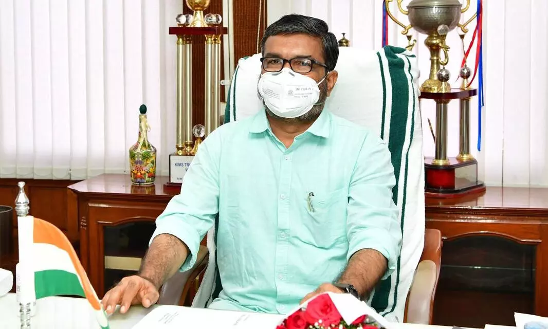 ഏപ്രില് ഒന്നുമുതല് കെട്ടിടനിര്മാണ പെര്മിറ്റ് ഫീസ് വര്ധിപ്പിക്കുമെന്ന് മന്ത്രി എം ബി രാജേഷ് ഏപ്രില് ഒന്നുമുതല് കെട്ടിടനിര്മാണ പെര്മിറ്റ് ഫീസ് വര്ധിപ്പിക്കുമെന്ന് മന്ത്രി എം ബി രാജേഷ്