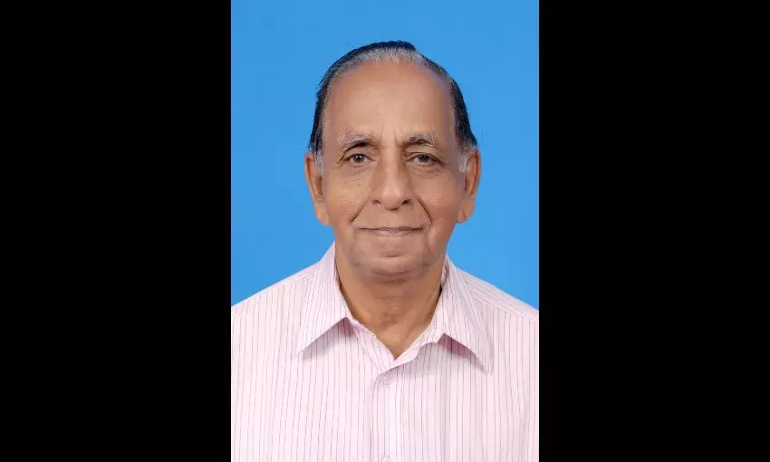 ചിറക്കല് വലിയ രാജ പൂയ്യം തിരുനാള് സി കെ രവീന്ദ്ര വര്മ്മ അന്തരിച്ചു ചിറക്കല് വലിയ രാജ പൂയ്യം തിരുനാള് സി കെ രവീന്ദ്ര വര്മ്മ അന്തരിച്ചു