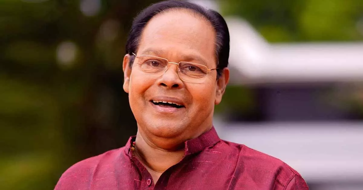 ഇന്നസെന്റിന്റെ മൃതദേഹം ഇന്ഡോര് സ്റ്റേഡിയത്തില് പൊതുദര്ശനത്തിന്; ഉച്ചയ്ക്ക് തൃശ്ശൂരിലെത്തിക്കും ഇന്നസെന്റിന്റെ മൃതദേഹം ഇന്ഡോര് സ്റ്റേഡിയത്തില് പൊതുദര്ശനത്തിന്; ഉച്ചയ്ക്ക് തൃശ്ശൂരിലെത്തിക്കും