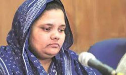 ബില്‍ക്കിസ് ബാനു കേസില്‍ പ്രതികളെ വിട്ടയച്ച നടപടിക്കെതിരേ സുപ്രിം കോടതി നോട്ടീസ് അയച്ചു