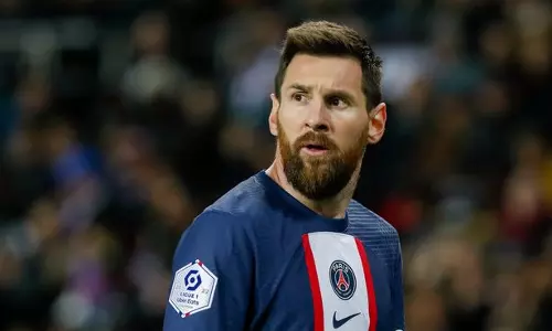 സീസണിലെ ഏഴാം തോല്‍വി; പിഎസ്ജിക്ക് നിരാശ;മെസ്സിക്കെതിരേ ആരാധകര്‍