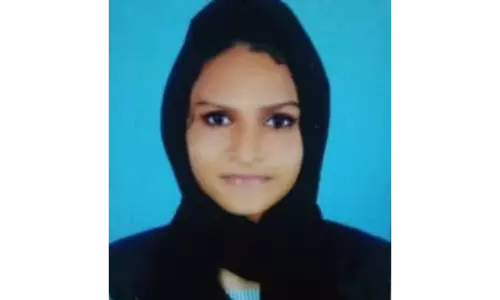 ഓച്ചിറ അഴീക്കല്‍ ബീച്ചില്‍ തിരയില്‍പ്പെട്ട് കാണാതായ വിദ്യാര്‍ത്ഥിനിയുടെ മൃതദേഹം കണ്ടെത്തി