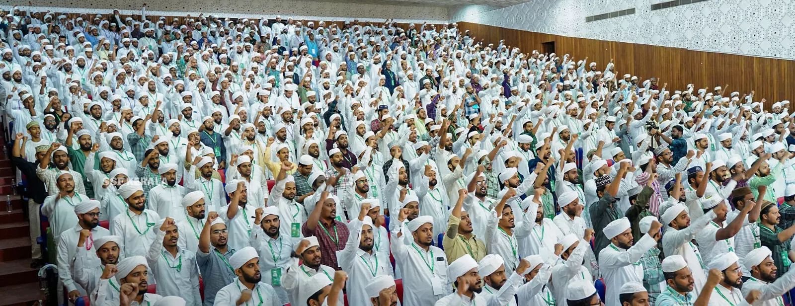 എസ്എസ്എഫ് ഗോള്ഡന് ഫിഫ്റ്റിക്ക് ഇന്ന് ഉജ്ജ്വല റാലിയോടെ സമാപനം എസ്എസ്എഫ് ഗോള്ഡന് ഫിഫ്റ്റിക്ക് ഇന്ന് ഉജ്ജ്വല റാലിയോടെ സമാപനം