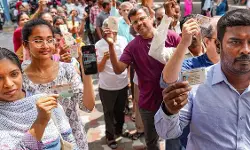 കര്‍ണാടകയില്‍ കോണ്‍ഗ്രസ് വലിയ ഒറ്റ കക്ഷിയാവും;   തൂക്കുസഭയ്ക്ക് സാധ്യതയെന്ന് എക്‌സിറ്റ് പോളുകള്‍