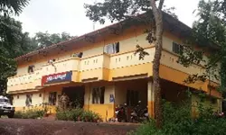 തലശ്ശേരി കതിരൂരില്‍ നാടന്‍ ബോംബുകള്‍ കണ്ടെത്തി