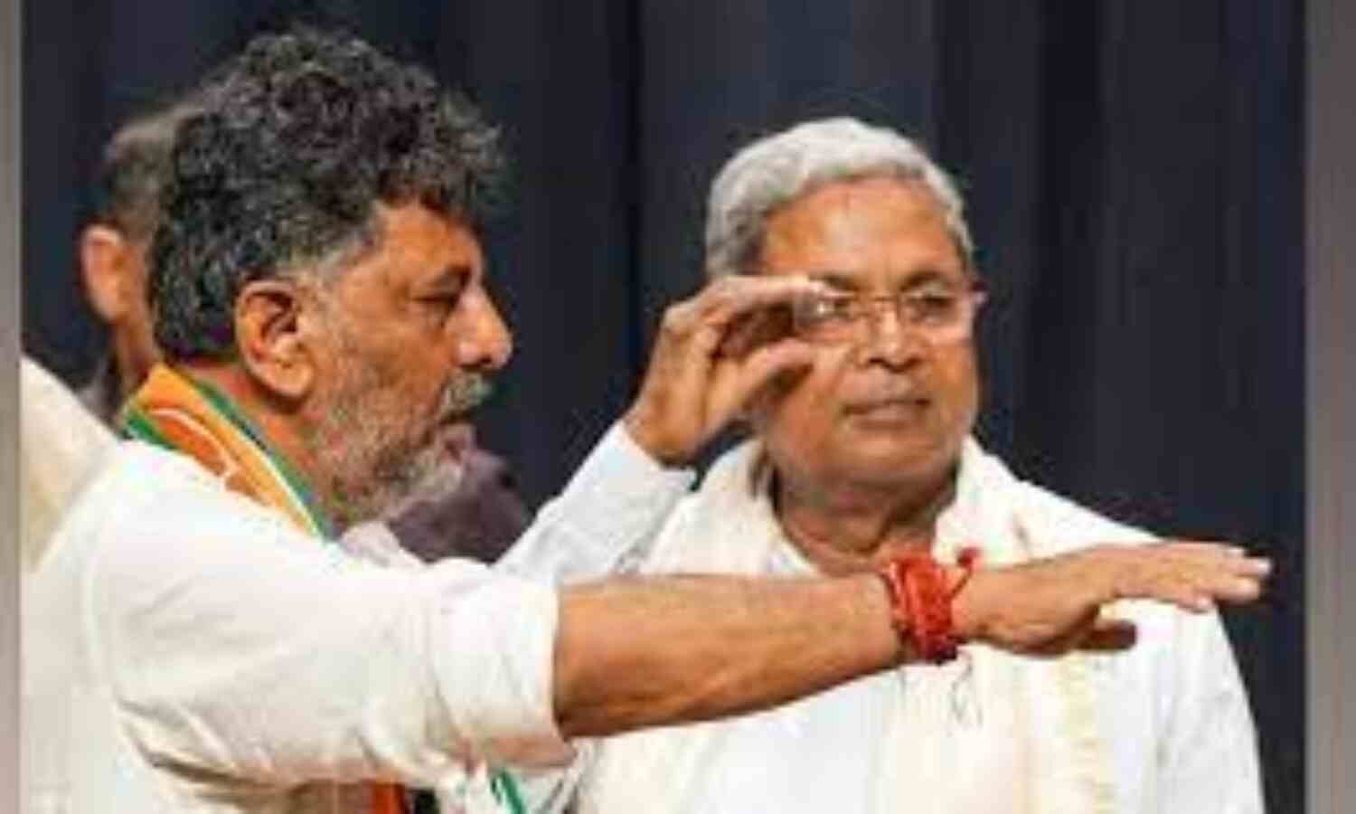 കര്ണാടക മുഖ്യമന്ത്രി; ഡല്ഹിയില് ഇന്ന് നിര്ണായക ചര്ച്ച; സിദ്ധരാമയ്യയുടെ പ്രസ്താവനകളില് അതൃപ്തിയുമായി ഡി കെ കര്ണാടക മുഖ്യമന്ത്രി; ഡല്ഹിയില് ഇന്ന് നിര്ണായക ചര്ച്ച; സിദ്ധരാമയ്യയുടെ പ്രസ്താവനകളില് അതൃപ്തിയുമായി ഡി കെ