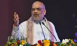 മോദിയെ ഗാന്ധിജിയോട് ഉപമിച്ച് അമിത് ഷാ; നാല് ഗുജറാത്തികള് ഇന്ത്യയ്ക്ക് വന് സംഭാവനകള് നല്കിയെന്ന് മോദിയെ ഗാന്ധിജിയോട് ഉപമിച്ച് അമിത് ഷാ; നാല് ഗുജറാത്തികള് ഇന്ത്യയ്ക്ക് വന് സംഭാവനകള് നല്കിയെന്ന്