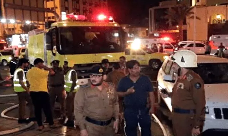 മക്കയിലെ ഹോട്ടലില് തീപിടുത്തം; എട്ട് പേര് മരിച്ചു മക്കയിലെ ഹോട്ടലില് തീപിടുത്തം; എട്ട് പേര് മരിച്ചു