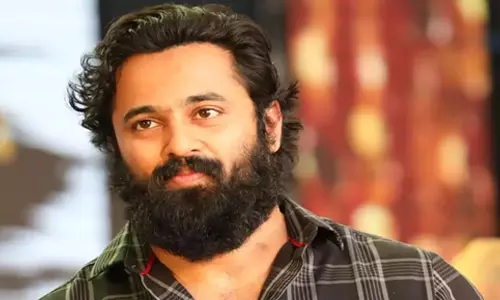 മാനേജരെ മർദ്ദിച്ചെന്ന കേസ്; നടൻ ഉണ്ണി മുകുന്ദന് സമൻസ്